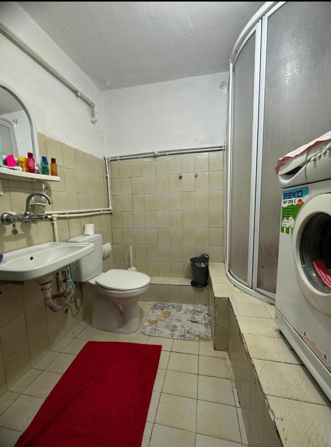 Apartament For Only Women Single Room, In Uskudar